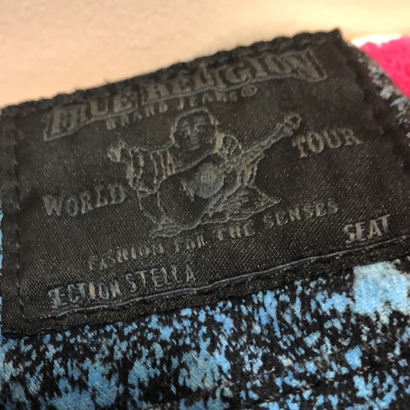 True Religion - Picture 2 of 6